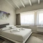 Relais Madergnago *
