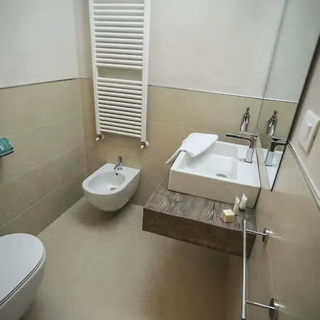 شقة Relais Madergnago ديسينسانو ديل غاردا