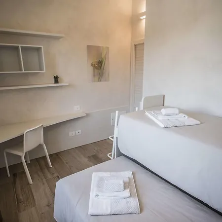 Relais Madergnago شقة