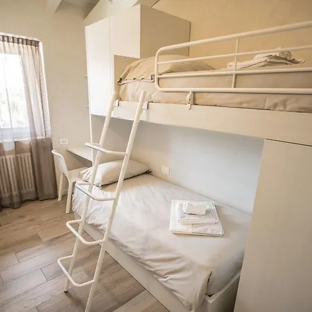 شقة Relais Madergnago ديسينسانو ديل غاردا