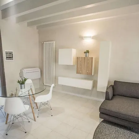 شقة Relais Madergnago